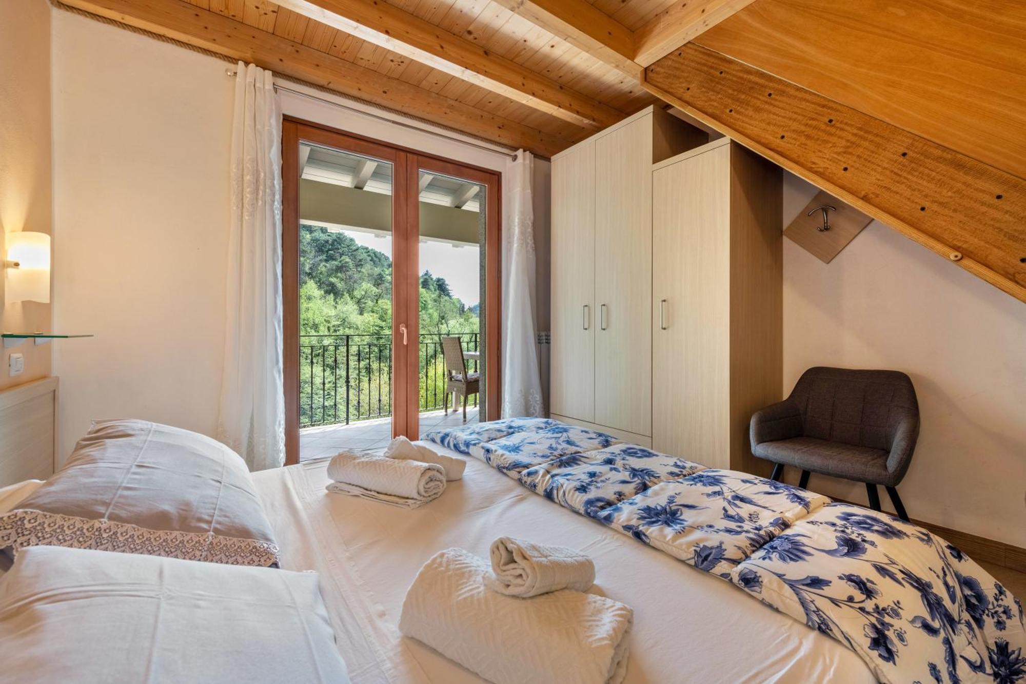 Residence Tatiana B2 Tremosine Bagian luar foto