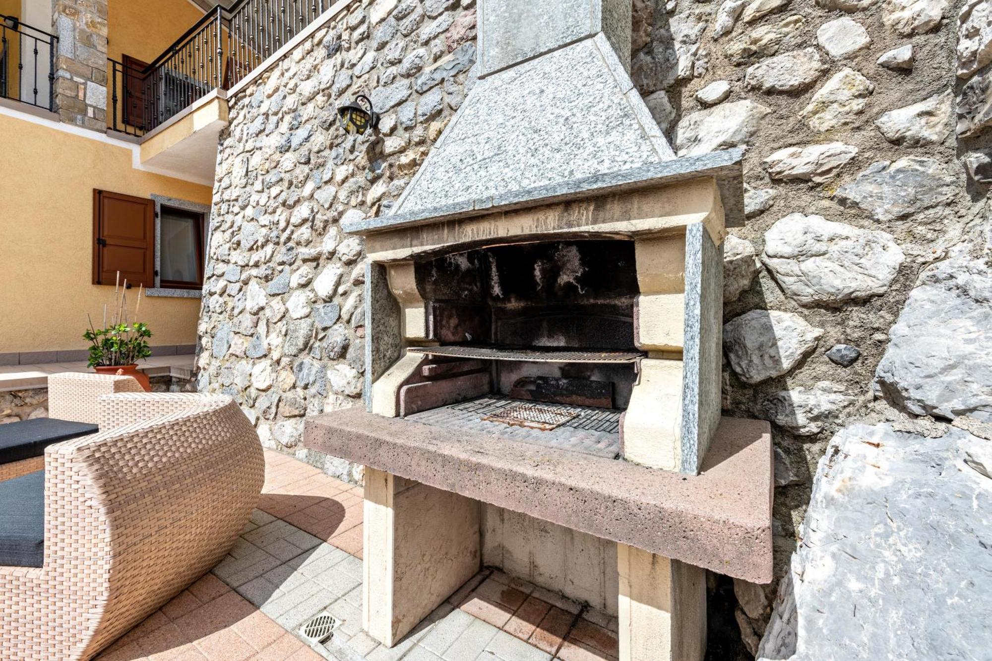 Residence Tatiana B2 Tremosine Bagian luar foto
